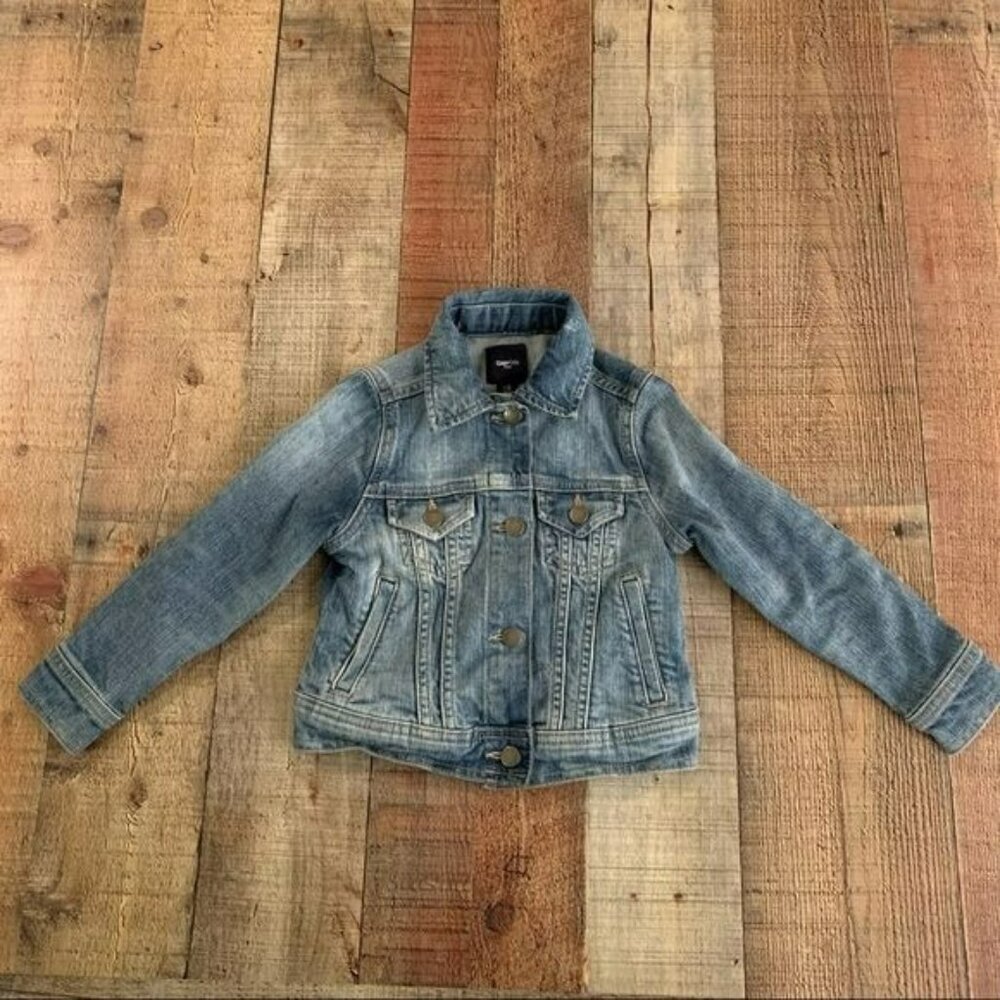 Gap kids gender neutral denim jacket -XS 4/5YRS